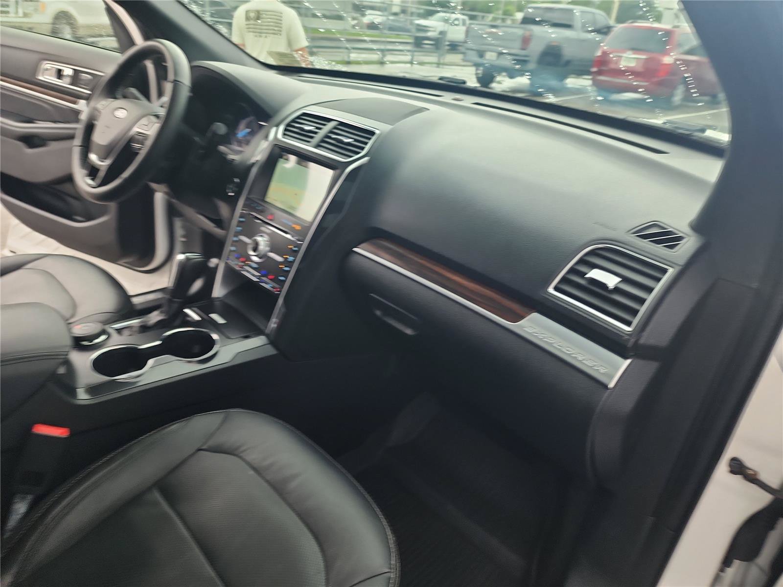 Certified 2018 Ford Explorer Limited w/ Equipment Group 301A AWD/4WD image 25