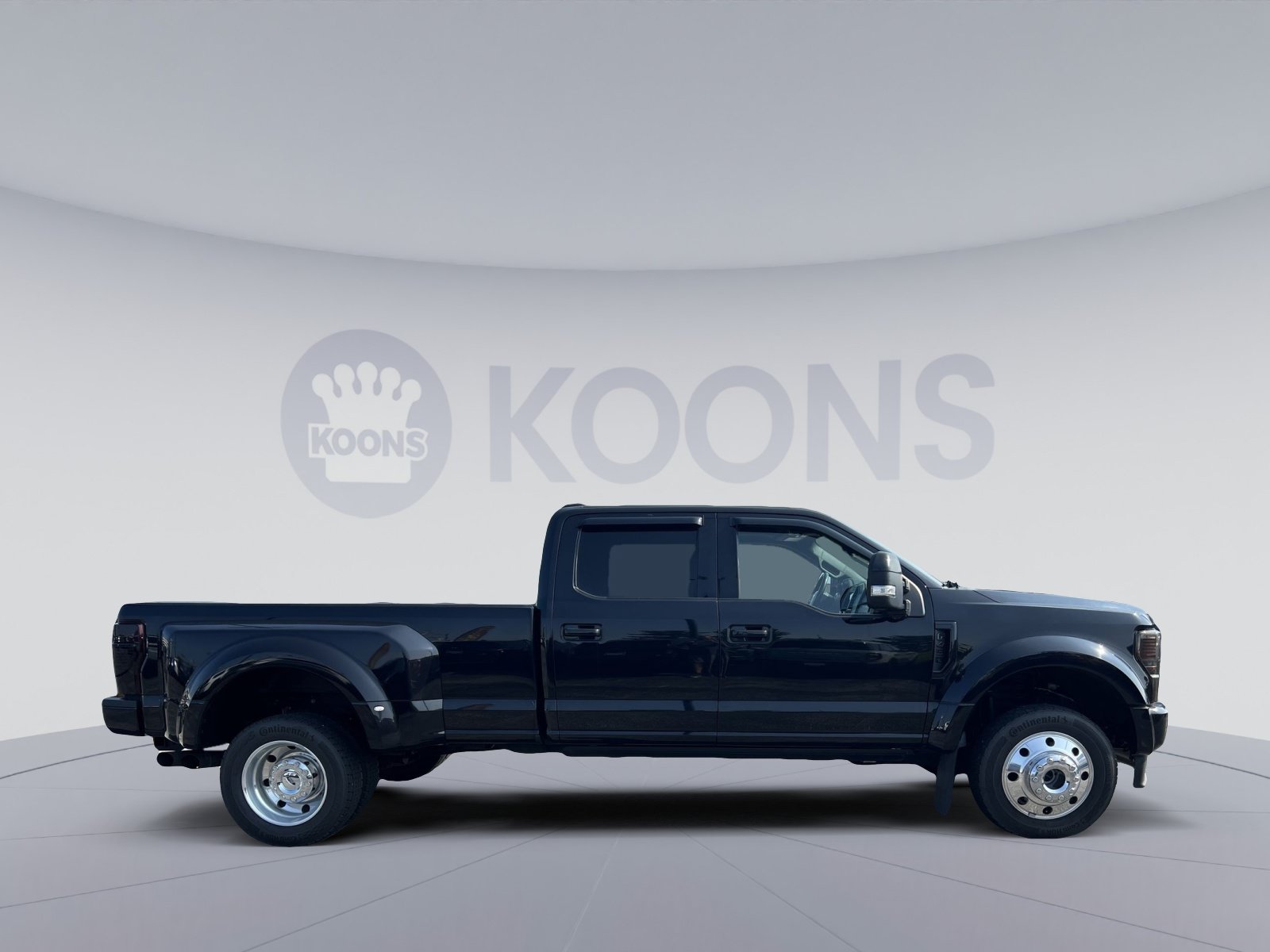 Certified 2020 Ford F450 Platinum w/ FX4 Off-Road Package AWD/4WD image 17