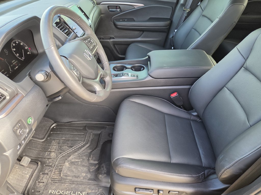 Used 2025 Honda Ridgeline RTL image 12