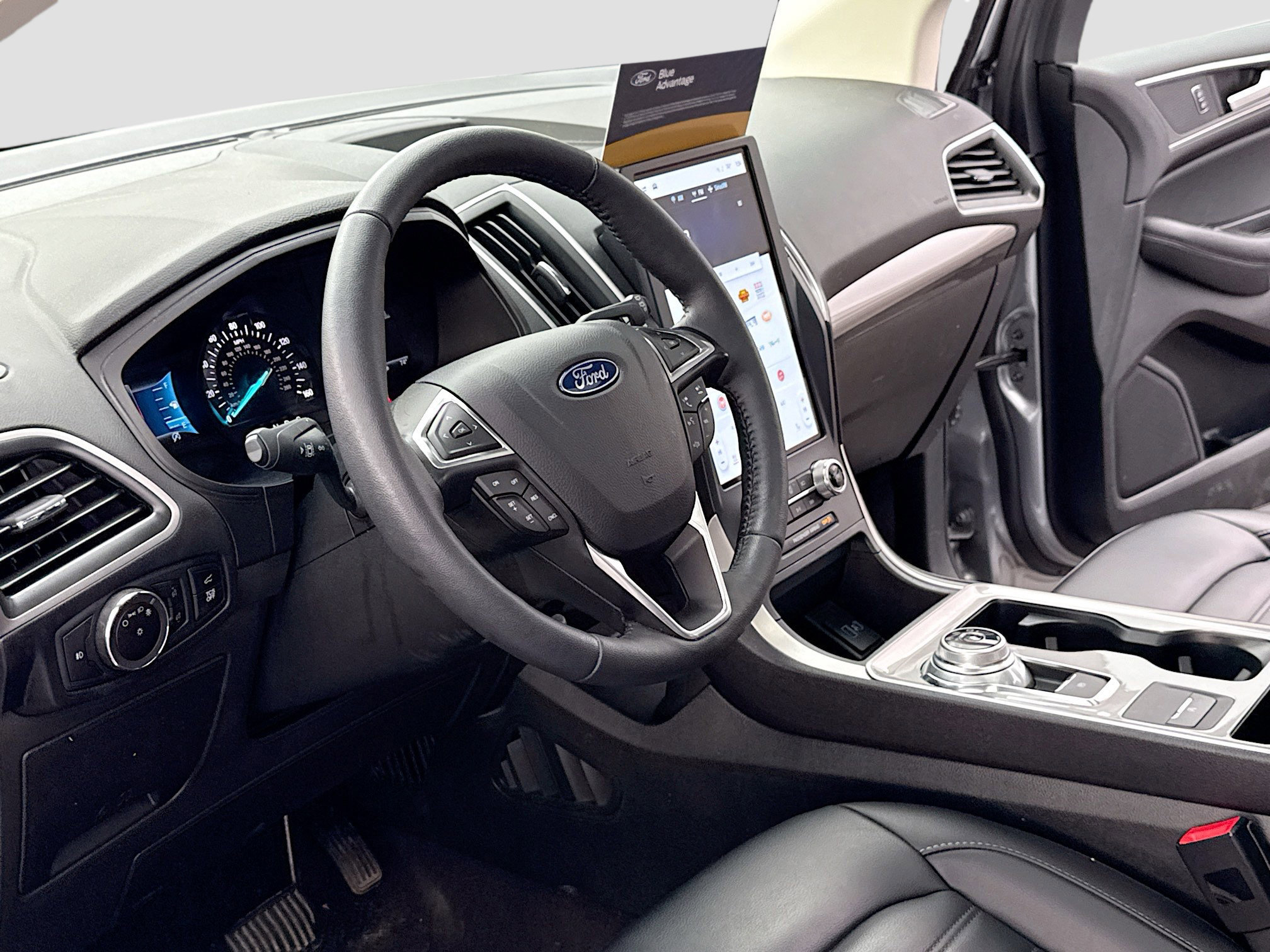 Certified 2024 Ford Edge SEL w/ Convenience Package AWD/4WD image 7