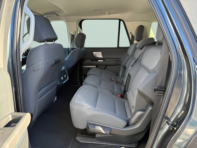 Certified 2025 Ford Expedition Max Active AWD/4WD image 5