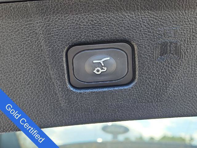 Certified 2022 Ford Edge SEL w/ Convenience Package AWD/4WD image 16