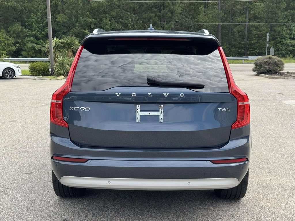 Used 2022 Volvo XC90 T6 Momentum w/ Advanced Package AWD/4WD image 24