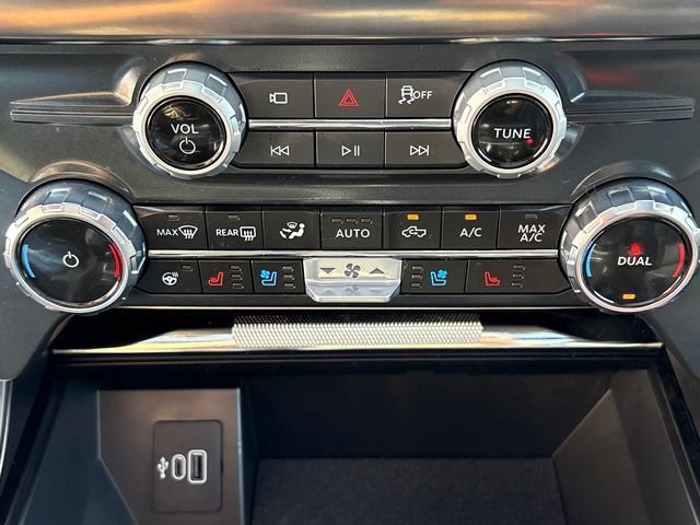 Certified 2025 Ford F150 Lariat AWD/4WD image 33