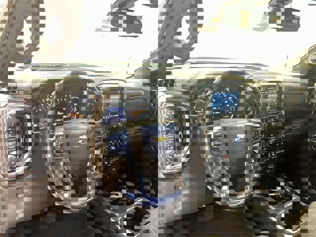 Used 2022 Chevrolet Silverado 3500 LT w/ Convenience Package image 9