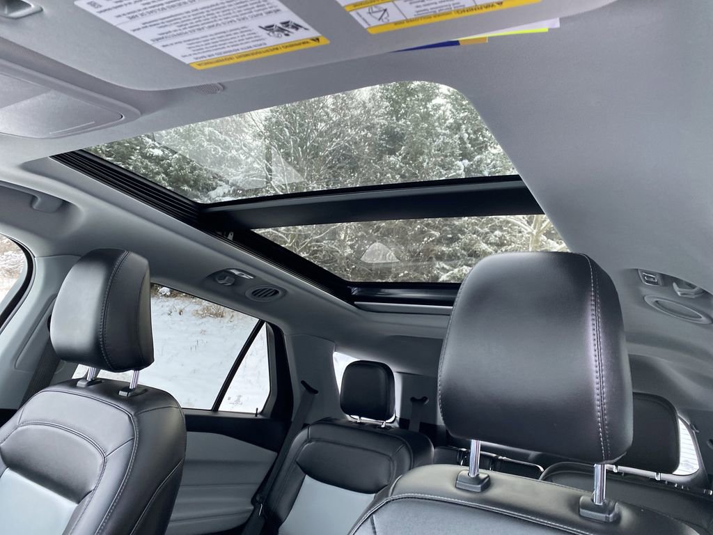 Certified 2023 Ford Explorer XLT w/ Equipment Group 202A image 8