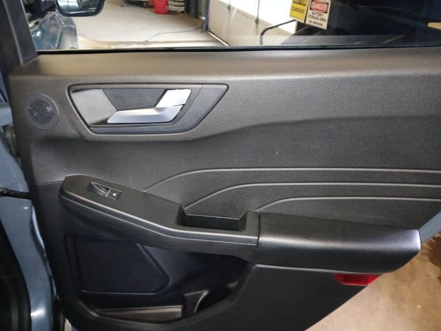 Certified 2023 Ford Escape Platinum w/ Premium Technology Package image 41