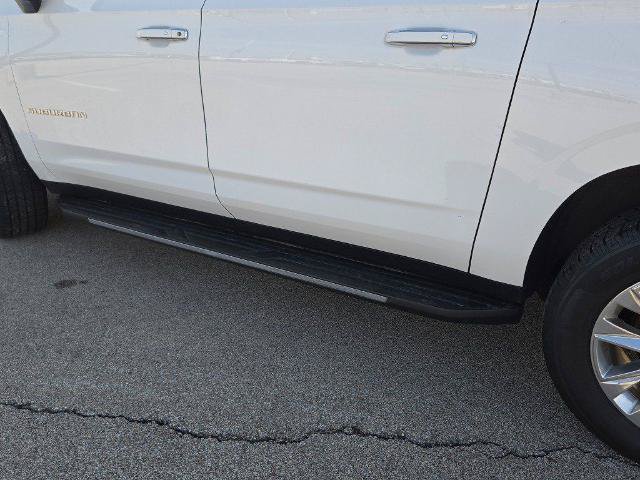 Used 2024 Chevrolet Suburban Premier AWD/4WD image 16