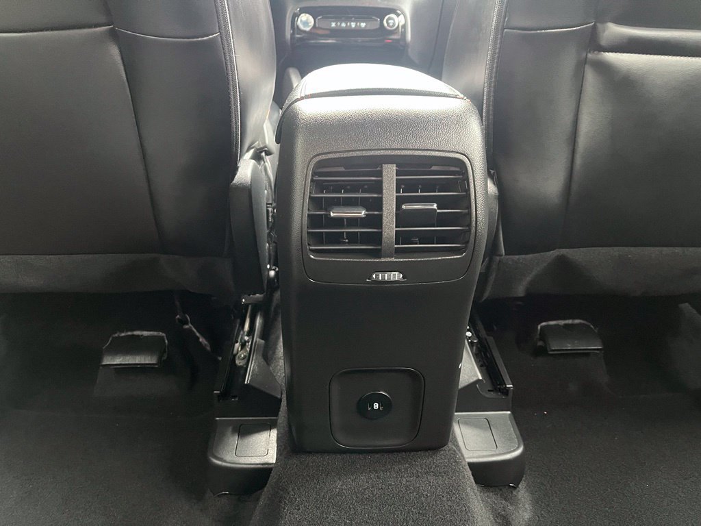 Certified 2024 Ford Escape ST-Line w/ Tech Pack #1 AWD/4WD image 16