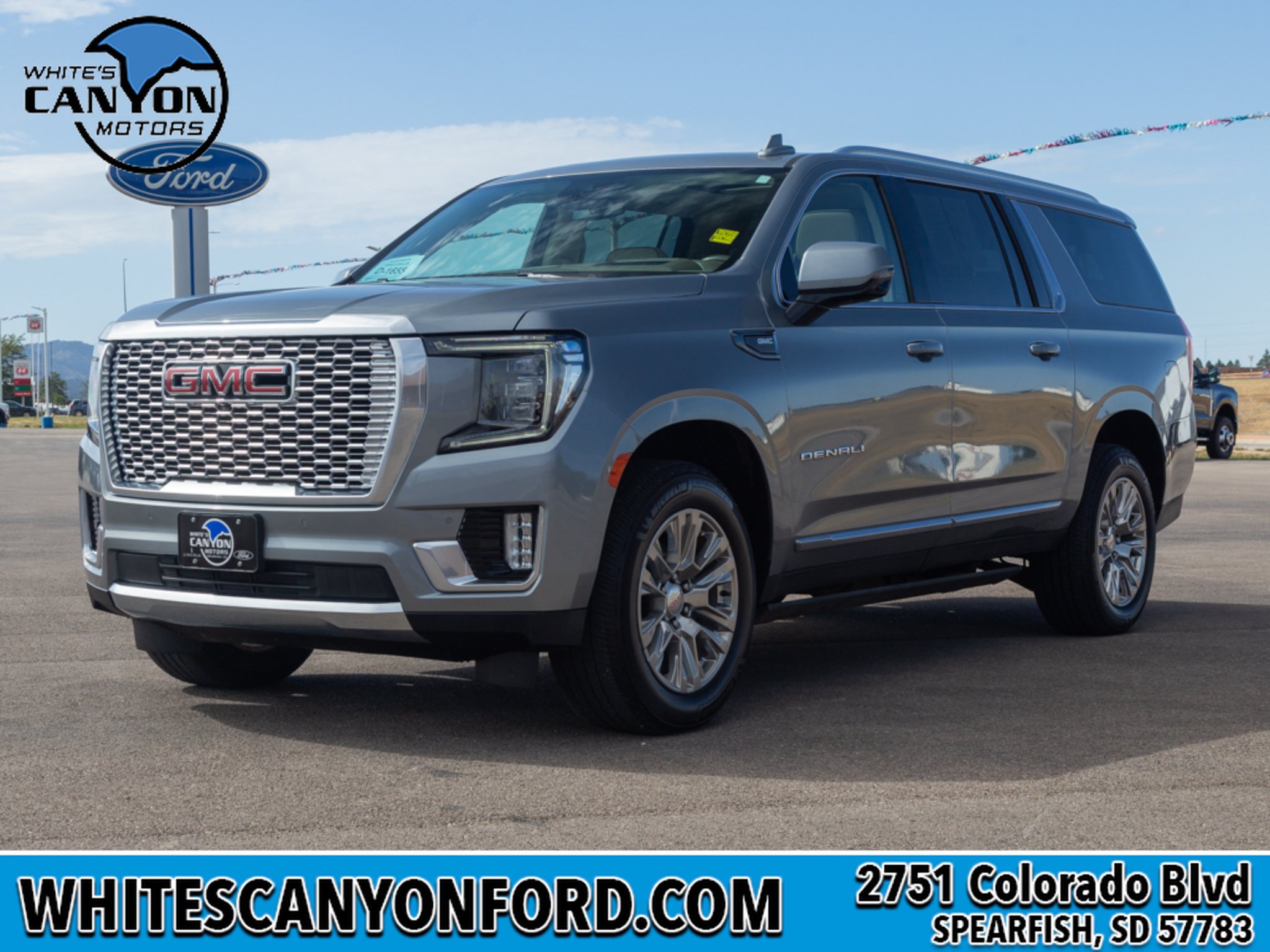 Used 2023 GMC Yukon XL Denali AWD/4WD image 24