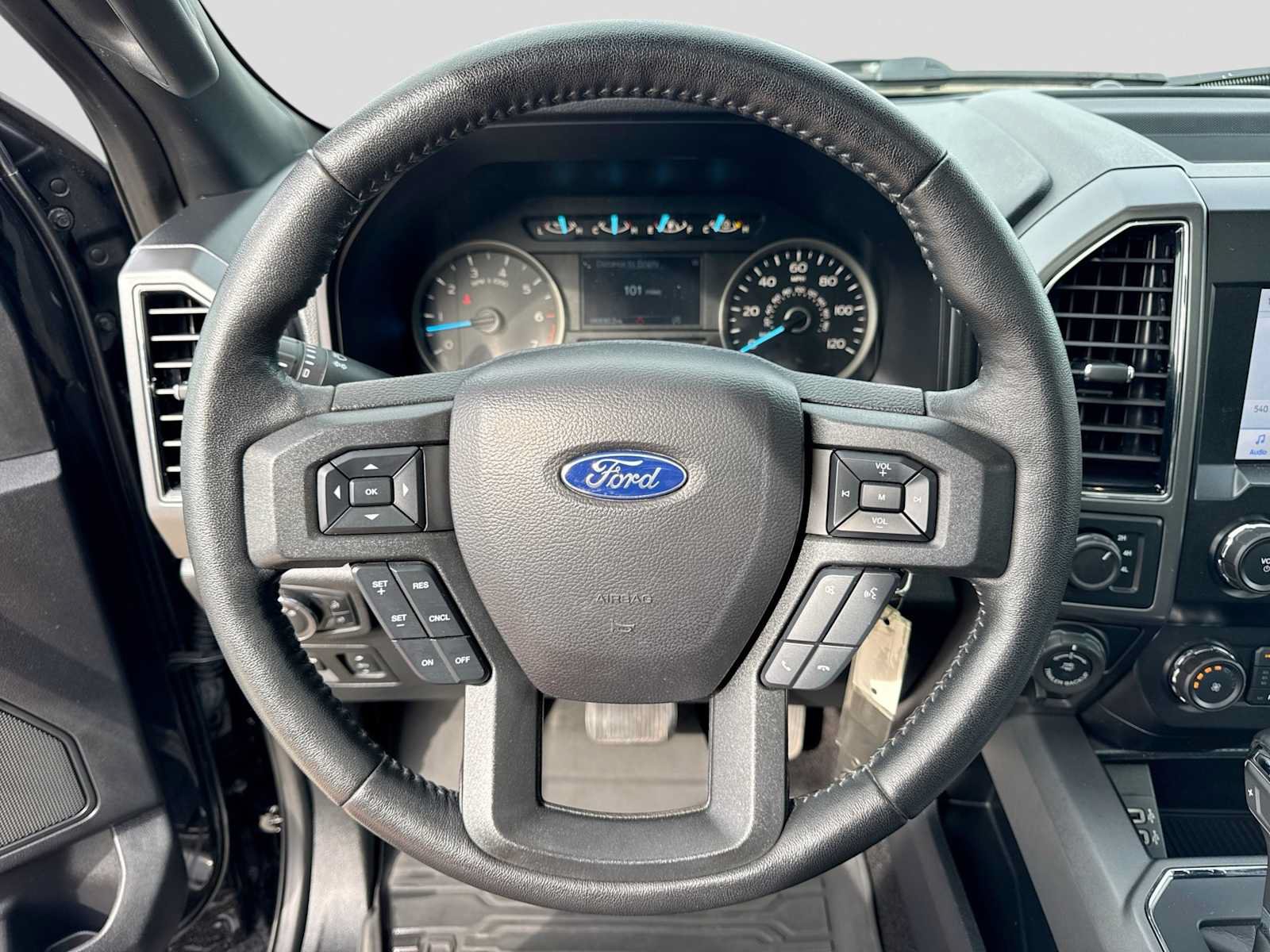 Certified 2020 Ford F150 XLT w/ Equipment Group 302A Luxury AWD/4WD image 22