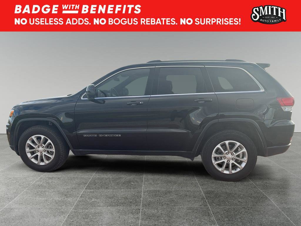 Used 2021 Jeep Grand Cherokee Laredo w/ Security & Convenience Group image 2