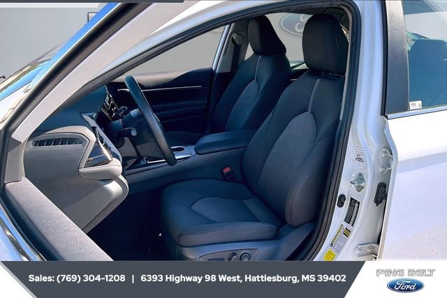 Used 2024 Toyota Camry LE image 18