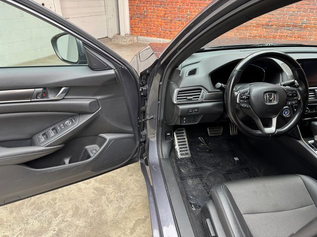 Used 2020 Honda Accord Sport image 9