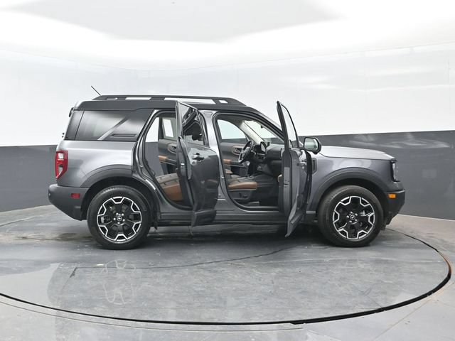 Certified 2025 Ford Bronco Sport Outer Banks w/ Outer Banks Tech Package+ AWD/4WD image 25