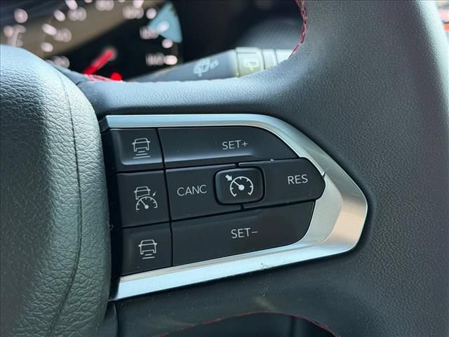 Used 2024 Jeep Compass Trailhawk AWD/4WD image 24