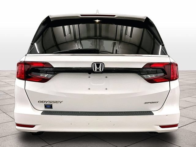 Used 2023 Honda Odyssey Sport image 4