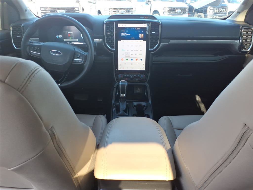 Certified 2024 Ford Ranger Lariat w/ Trailer Tow Package image 18