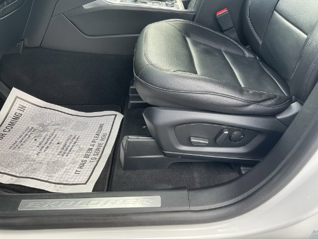 Certified 2023 Ford Explorer Limited w/ Limited Technology Package AWD/4WD image 13