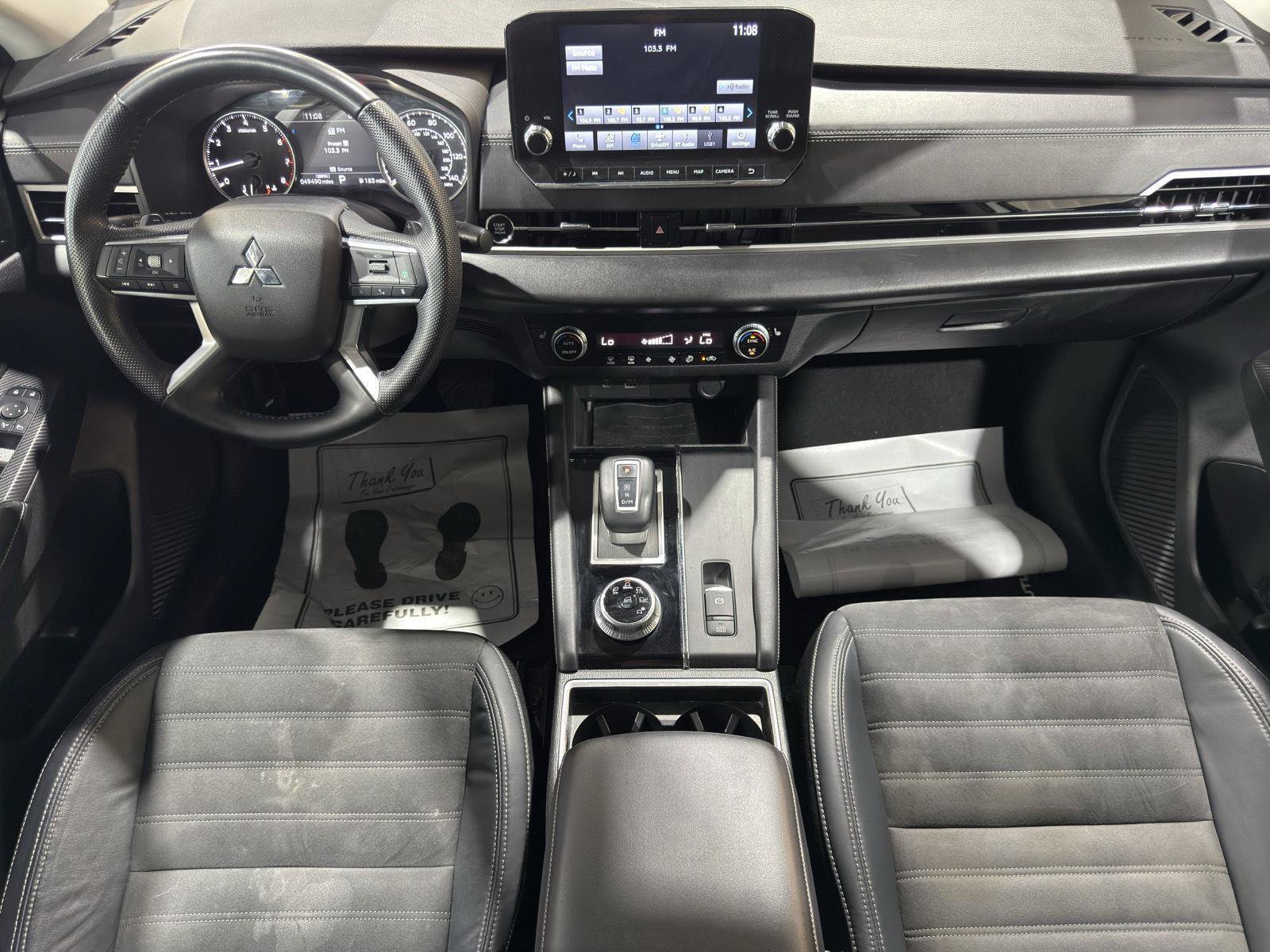 Used 2023 Mitsubishi Outlander SE FWD image 16