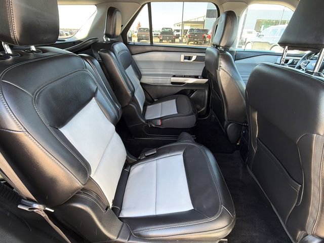 Certified 2024 Ford Explorer XLT w/ Equipment Group 202A image 13