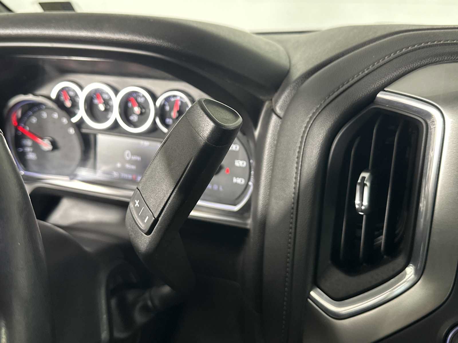 Used 2021 Chevrolet Silverado 1500 RST w/ All Star Edition Plus AWD/4WD image 36