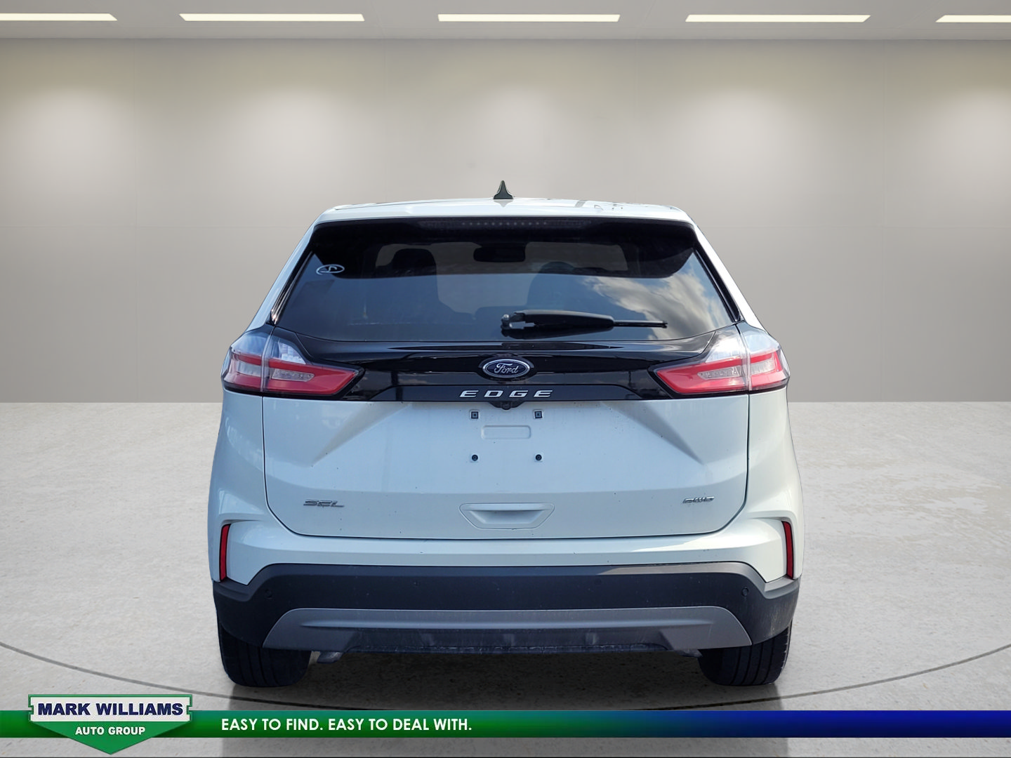 Certified 2023 Ford Edge SEL w/ Convenience Package AWD/4WD image 5