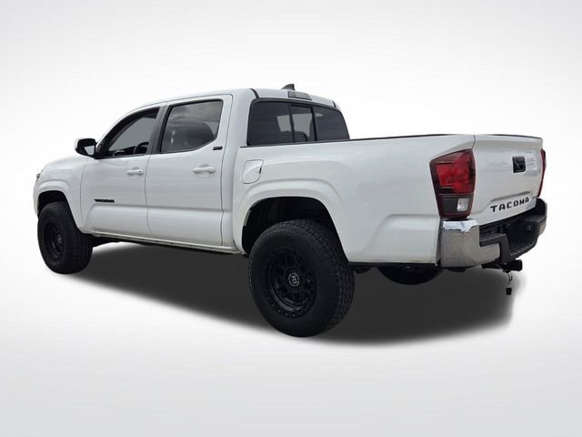Used 2023 Toyota Tacoma SR5 RWD image 7