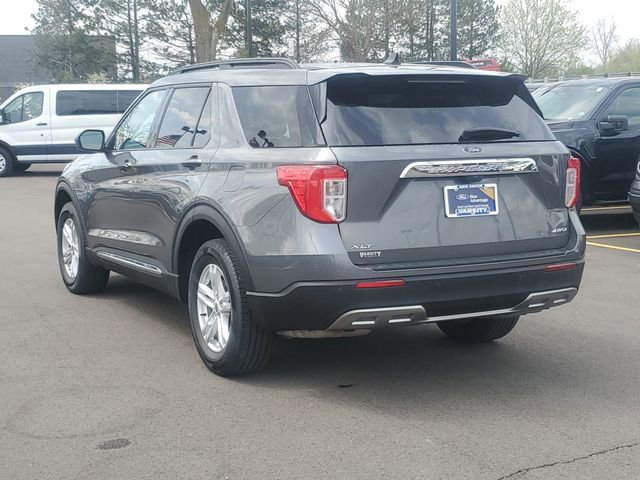 Certified 2023 Ford Explorer XLT w/ Equipment Group 202A AWD/4WD image 2