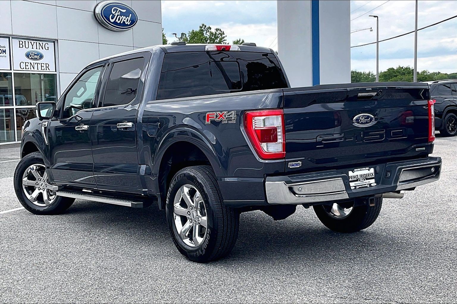 Certified 2022 Ford F150 Lariat AWD/4WD image 11
