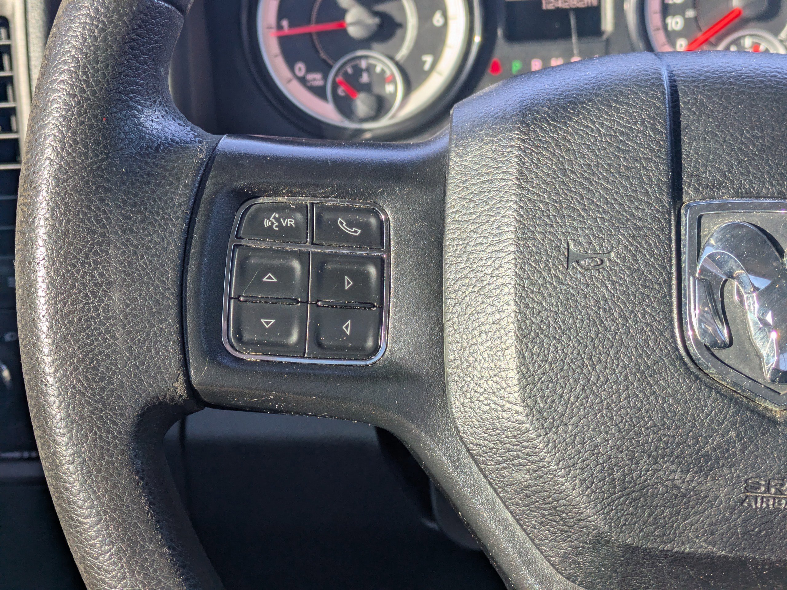 Used 2018 RAM 1500 Express image 18