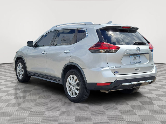 Used 2020 Nissan Rogue SV FWD image 4