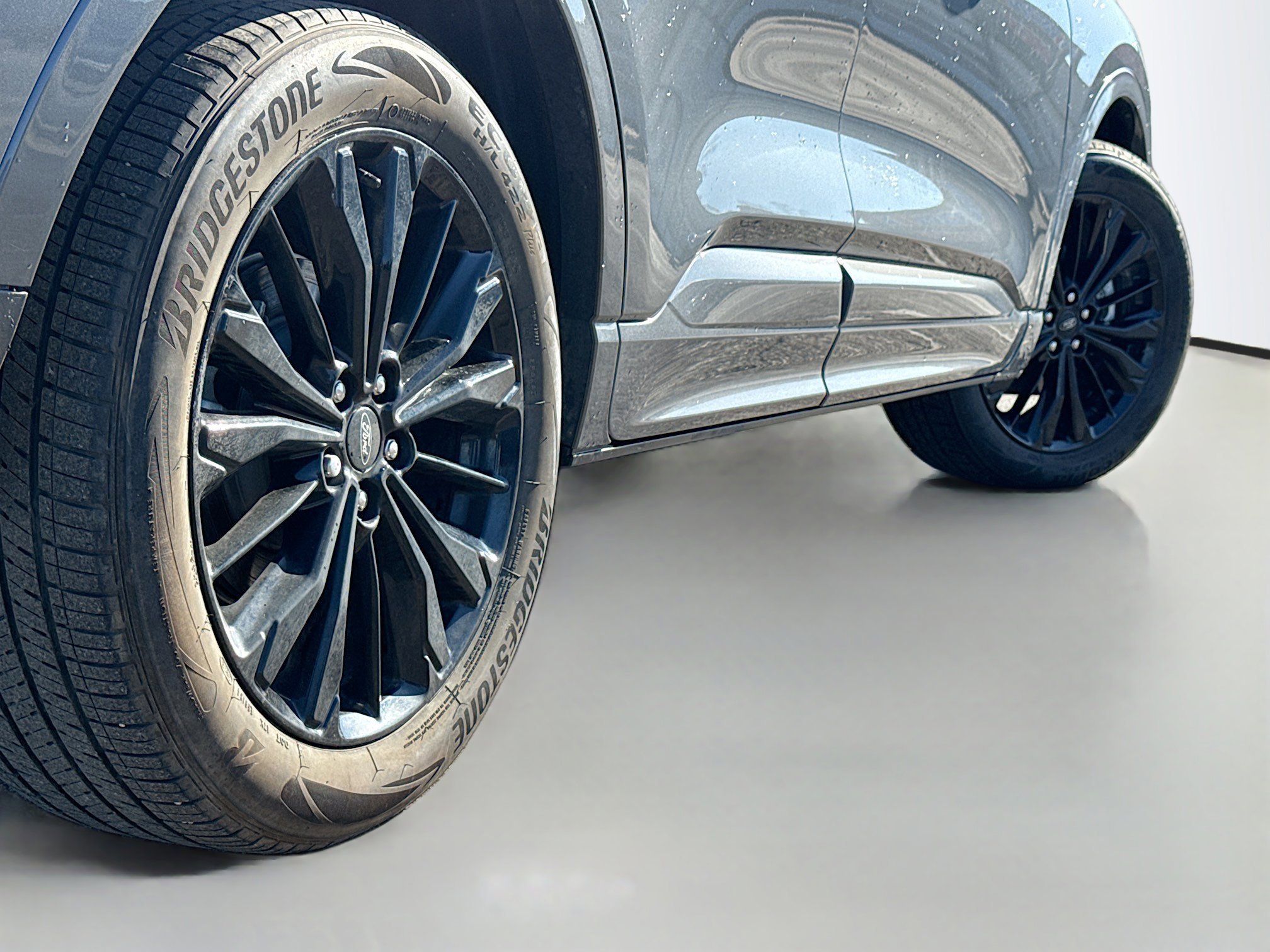 Certified 2023 Ford Escape ST-Line Elite image 16