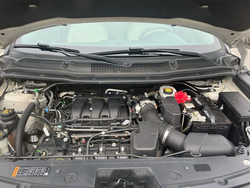 Certified 2018 Ford Explorer Limited FWD image 25
