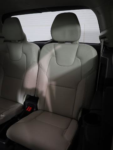 Used 2023 Volvo XC90 B6 Ultimate w/ Protection Package Premier AWD/4WD image 13