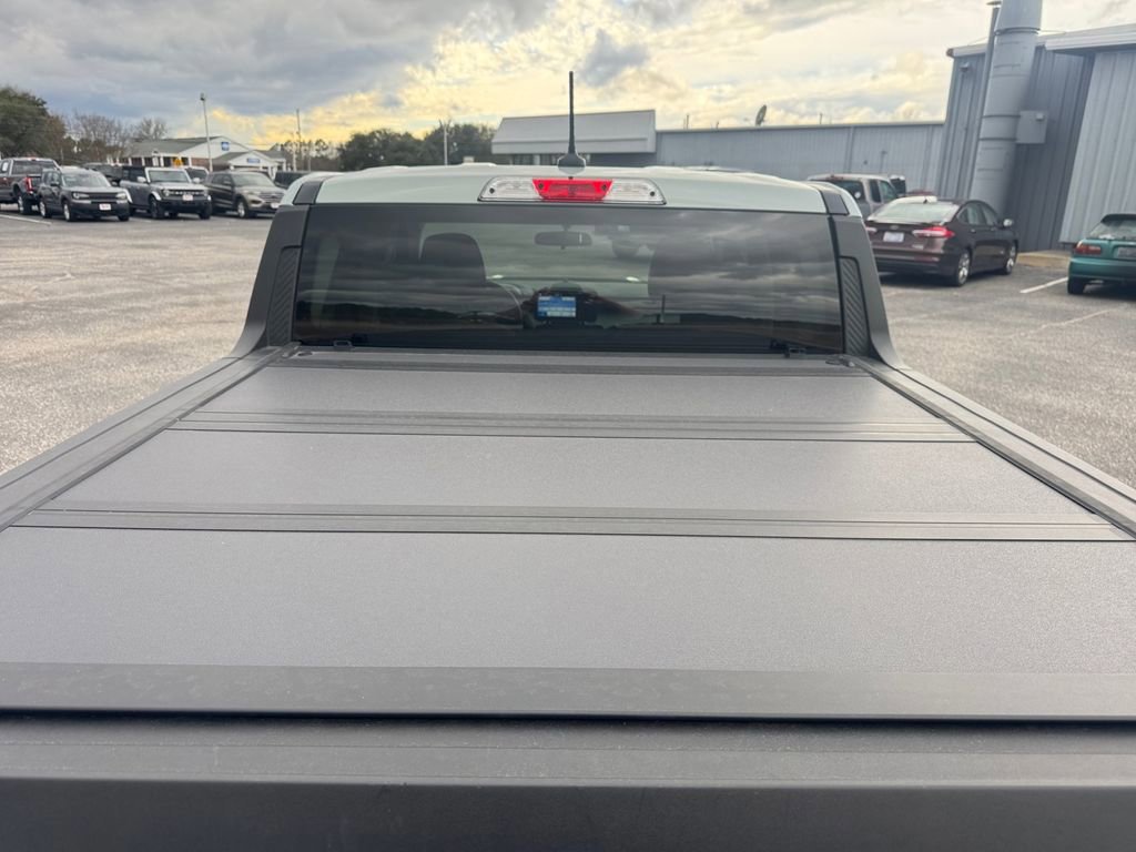 Certified 2024 Ford Maverick XLT image 17