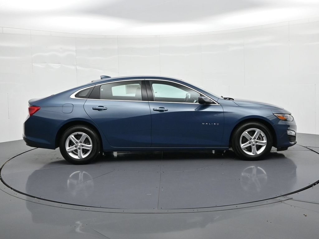 Used 2024 Chevrolet Malibu LT FWD image 5