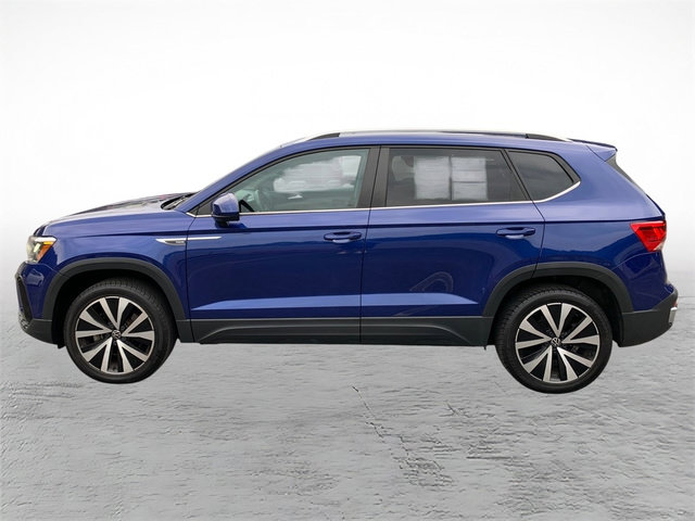 Used 2022 Volkswagen Taos SE FWD image 5