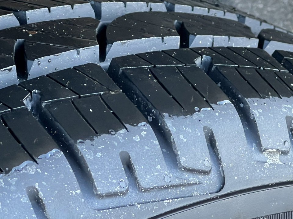 Used 2022 Buick Enclave Essence w/ Experience Buick Package image 17