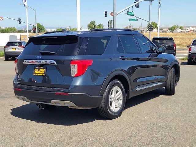 Certified 2022 Ford Explorer XLT w/ Equipment Group 202A image 5