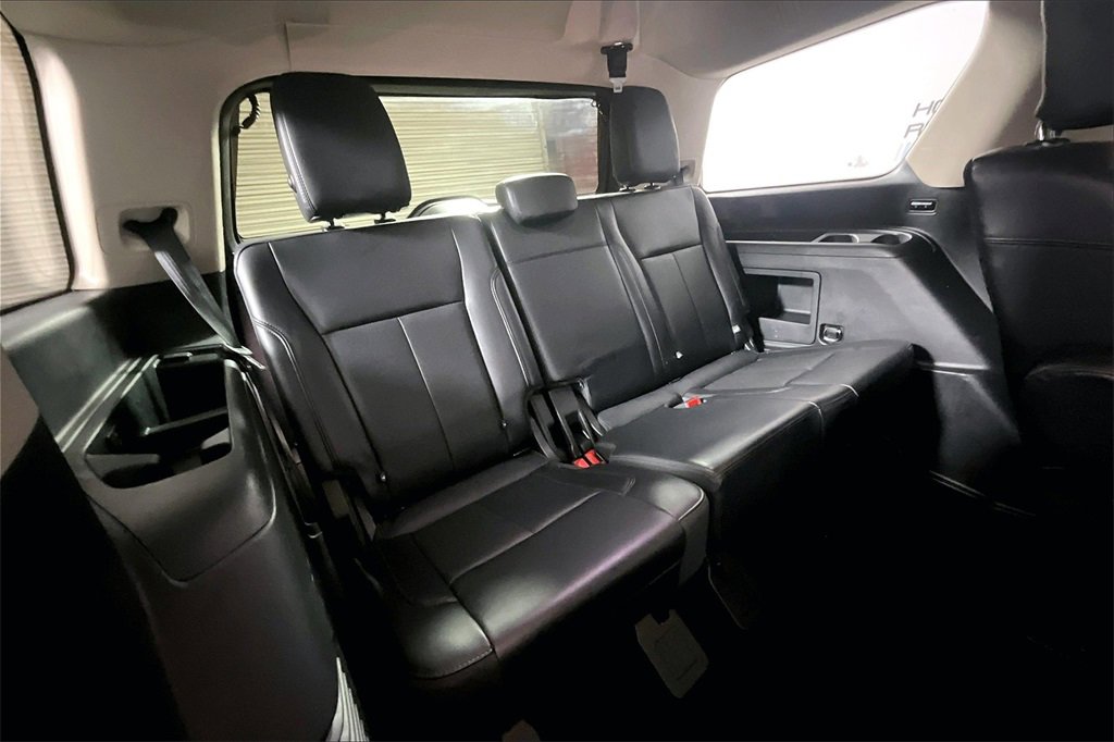 Certified 2024 Ford Expedition XLT image 24