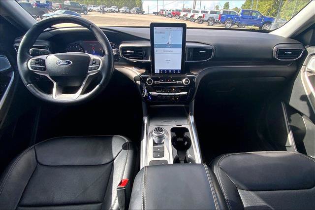 Certified 2023 Ford Explorer Limited w/ Limited Technology Package RWD image 15