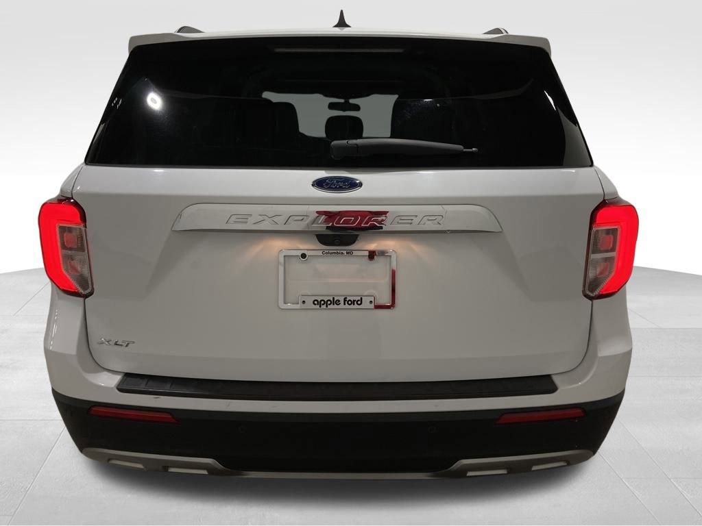 Certified 2023 Ford Explorer XLT w/ Equipment Group 202A image 3