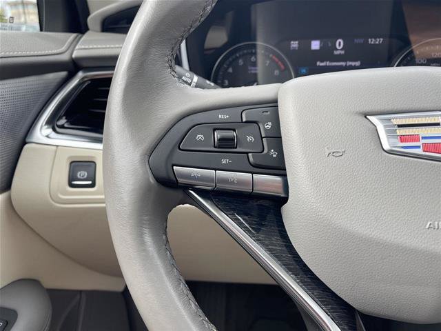 Used 2022 Cadillac XT6 Premium Luxury w/ Technology Package AWD/4WD image 13