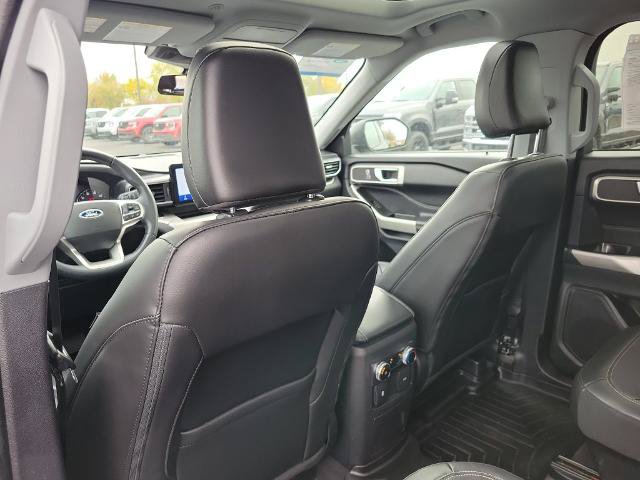 Certified 2022 Ford Explorer XLT w/ Equipment Group 202A AWD/4WD image 26