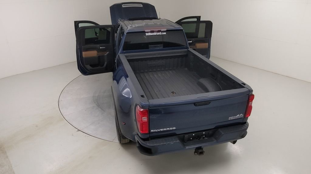 Used 2021 Chevrolet Silverado 3500 High Country image 55