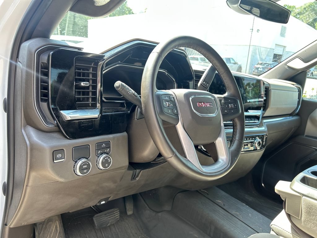 Used 2023 GMC Sierra 1500 SLE RWD image 17