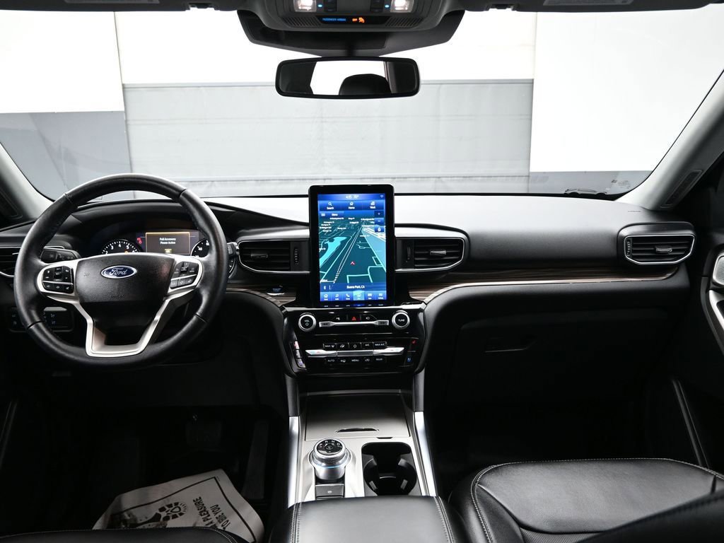 Certified 2023 Ford Explorer Limited w/ Hybrid Equipment Group 310A image 52