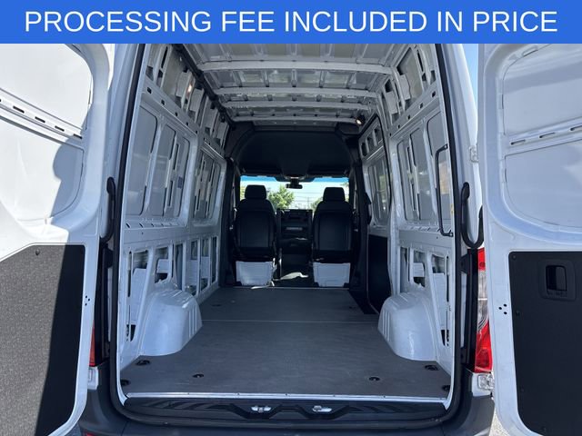 Used 2025 Mercedes-Benz Sprinter 2500 image 12