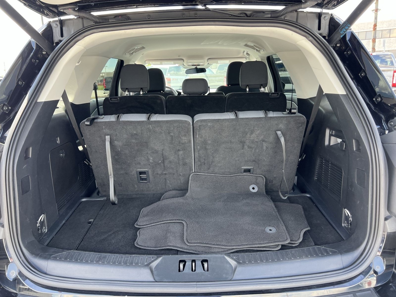 Certified 2025 Ford Explorer Active AWD/4WD image 26